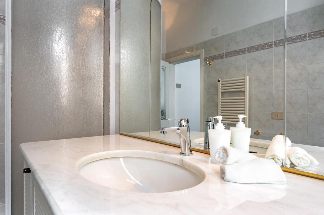 Seaside Apartment Genova ภายนอก รูปภาพ