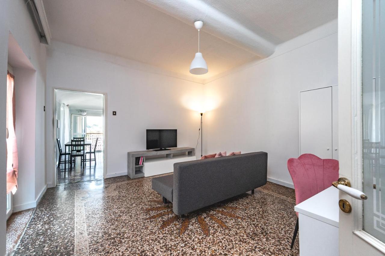 Seaside Apartment Genova ภายนอก รูปภาพ